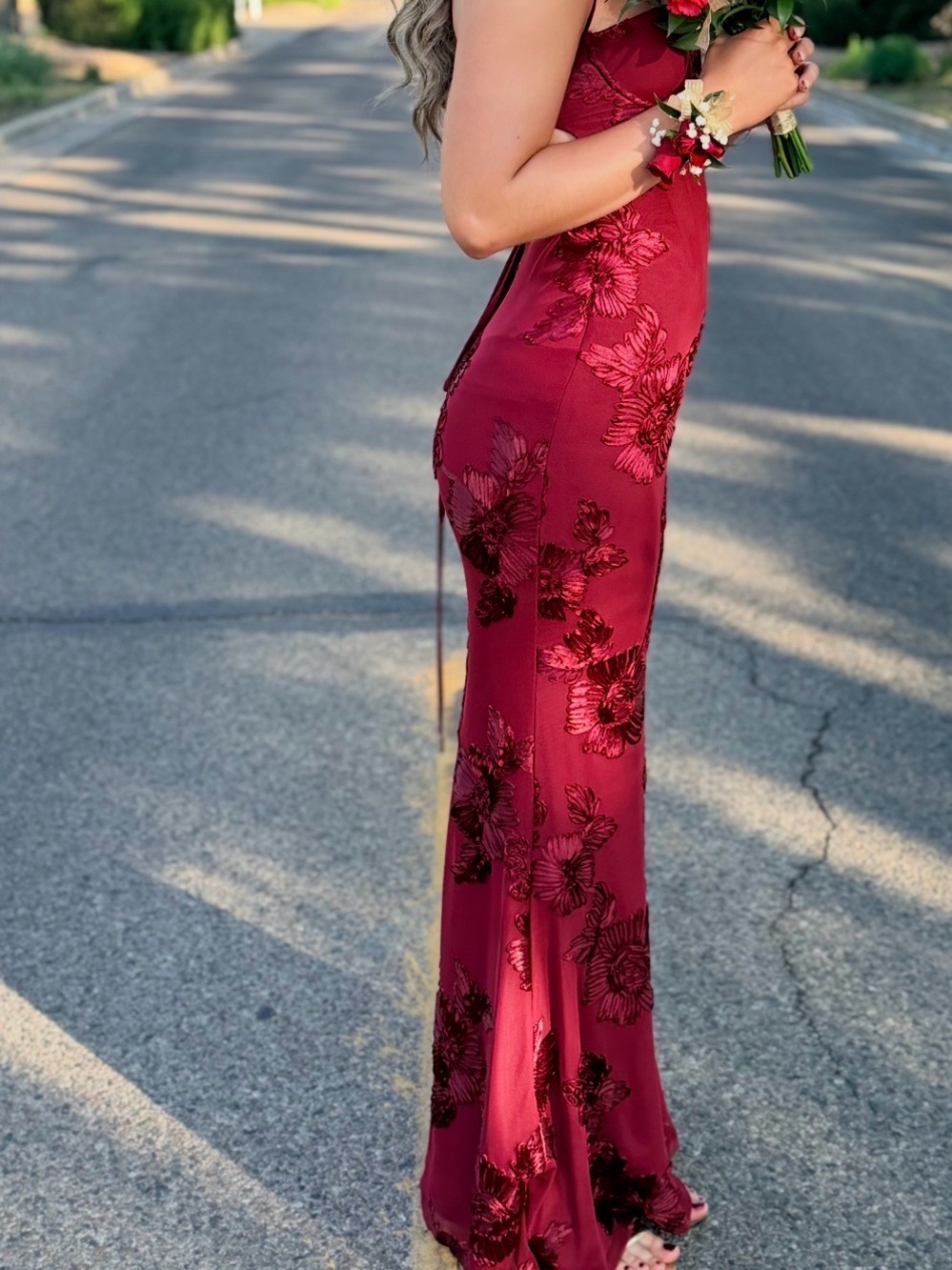 Elegant Burgundy Floral Embroidered Evening Dress
